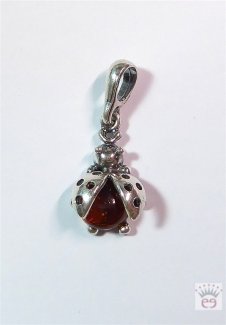 Silberanhänger mit cognacfarbenem Bernstein-Cabochon