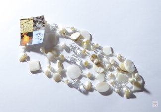 Perlaluce Halskette mit Perlmutt und Kristallen