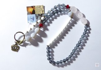 Perlaluce Halskette mit Messinganhänger und Rosenquarz und Achat