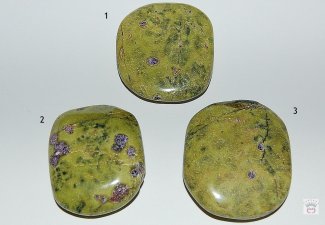 Stichit in Serpentin - als Scheibenstein