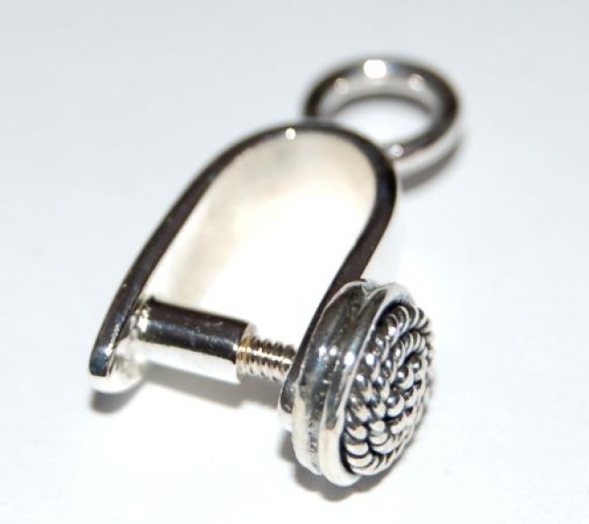 Steinhalter im Ethnostil, Silber