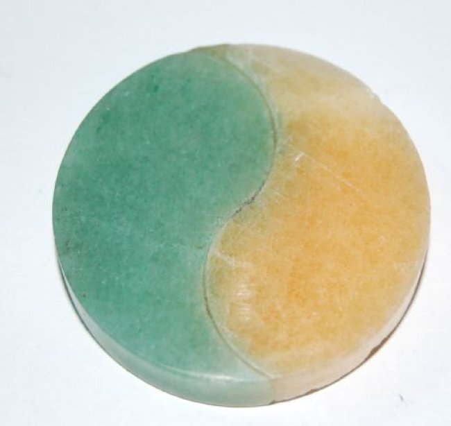 Edelsteinanhänger Yin Yang Orangencalcit-Aventurin