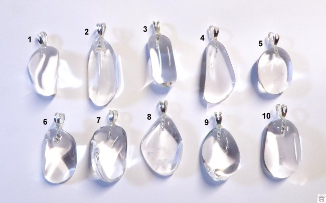 Bergkristall-Anhänger. Freiform