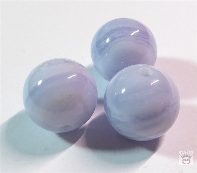 Edelsteinkugel Chalcedon, ca. 16 mm mit großer Bohrung