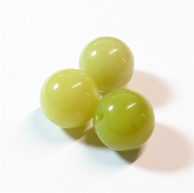 Edelsteinkugel Lemon Jade mit großer Bohrung
