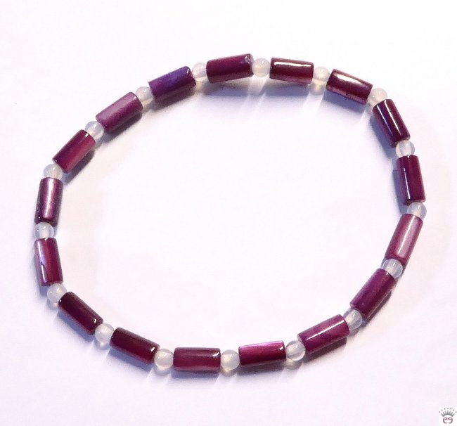 Muschelperlenarmband, Port Red Purple
