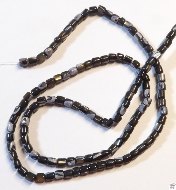 Muschelperlenstrang, Anthrazit Black