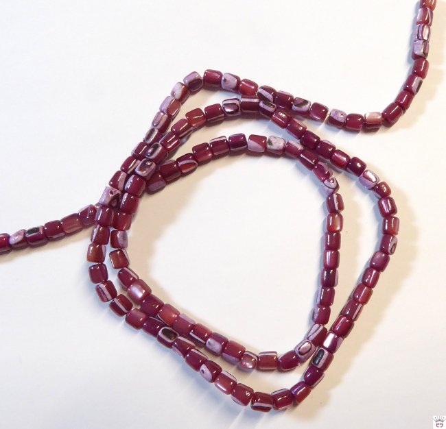Muschelperlenstrang, Port Red
