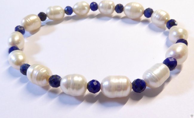 Armschmuck Perlenarmband, Süßwasserzuchtperlen, Lapislazuli