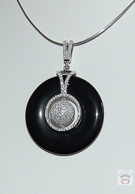 Silberanhänger mit Onyx-Donut und Zirkonia