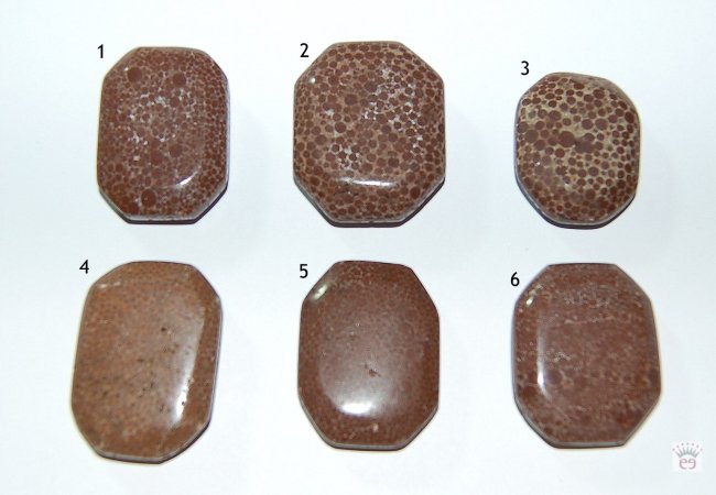 Achteckiger Flatstone aus Kalkoolit/Margaritastein