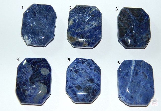 Achteckiger Flatstone aus Sodalith