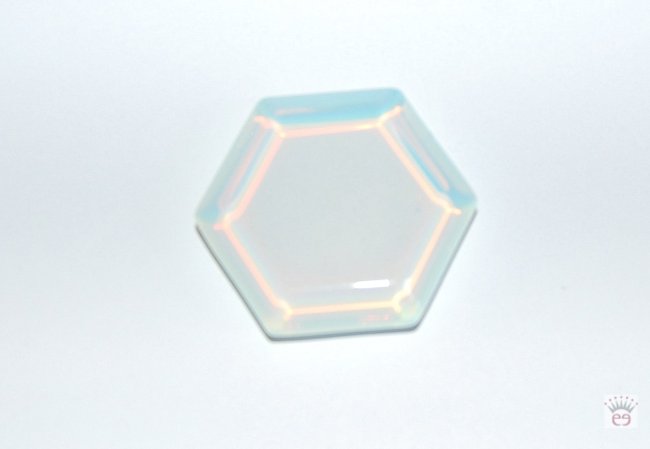 Opalglas - Hexagon aus Stein