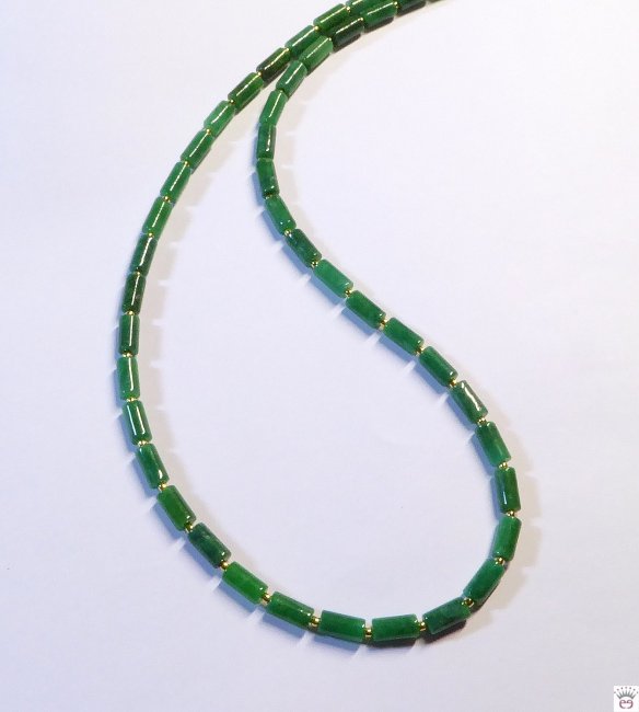 Edelsteinkette Jade, Silberkugeln